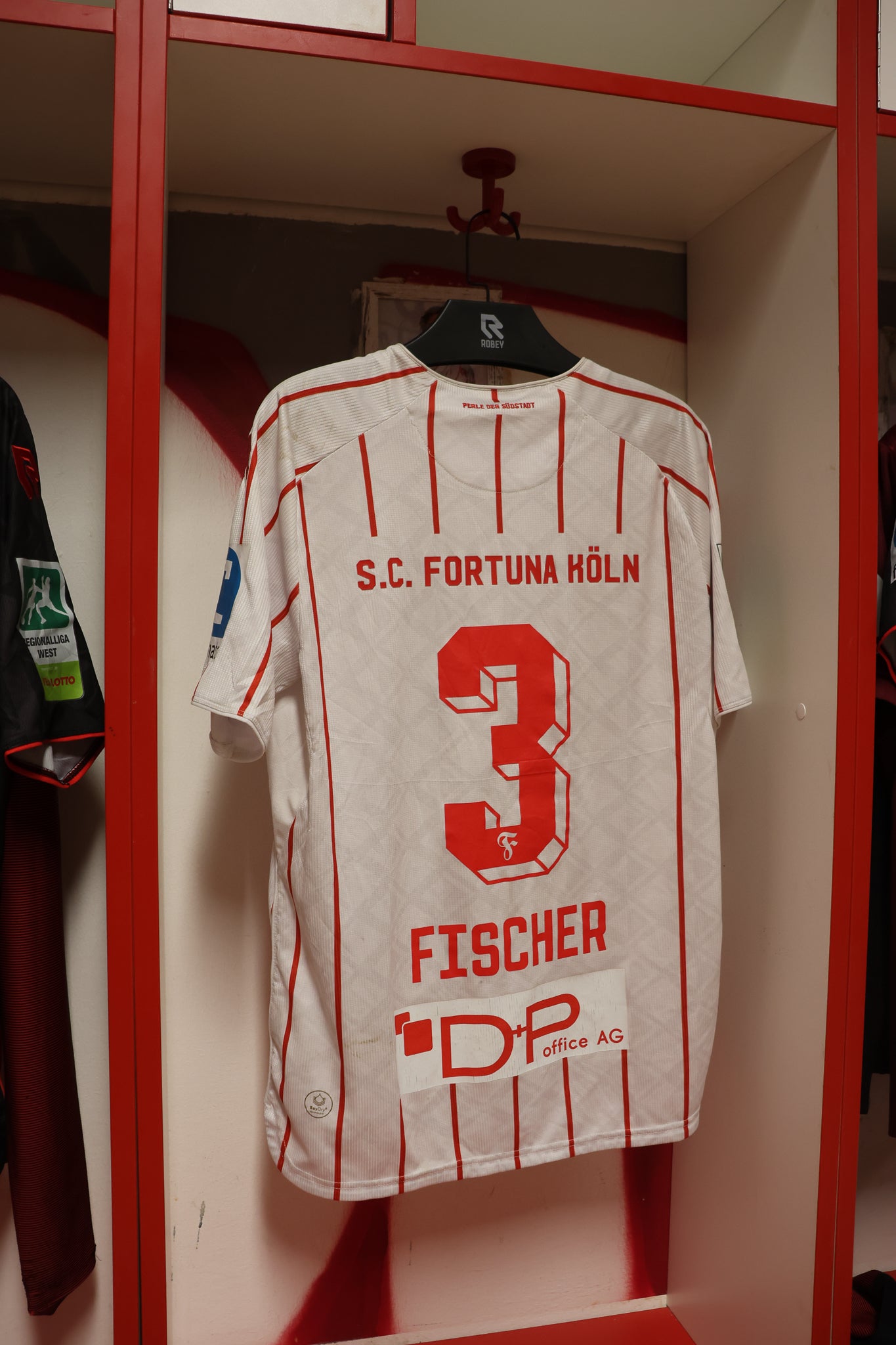 Spielertrikot Max Fischer